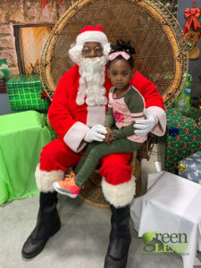 Christmas pictures at GreenLeaf Market St. Louis Grocery Store